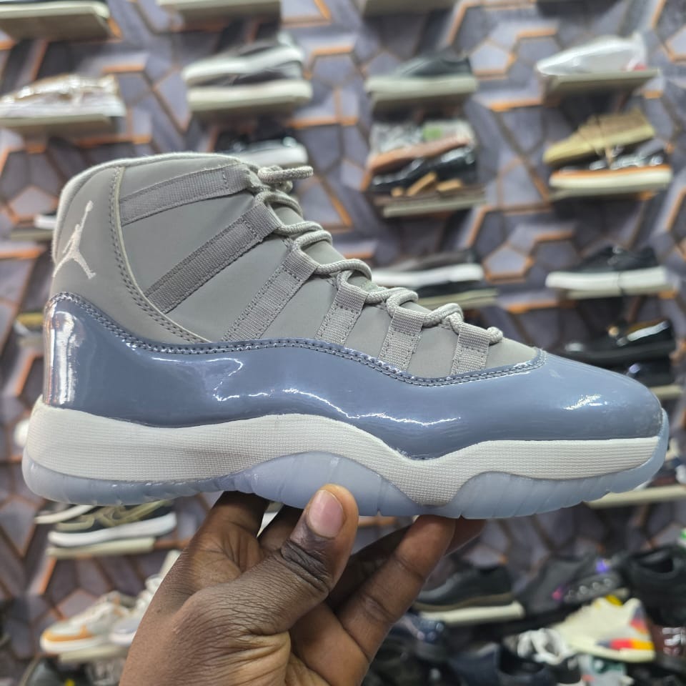 Air Jordan 11